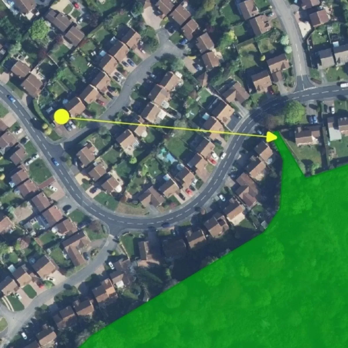image of a house with yellow arrows highlighting the nearest green space - the 3rd rule of 3+30+300